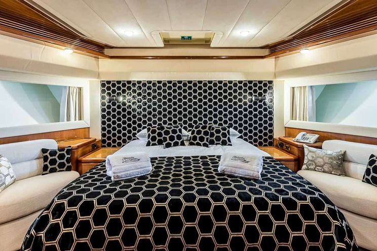 Charter Yacht MISS KATARIINA - Ferretti 880 - 4 Cabins - Split - Dubrovnik - Hvar - Croatia