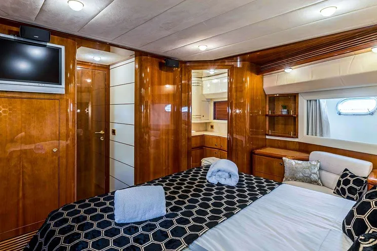 Charter Yacht MISS KATARIINA - Ferretti 880 - 4 Cabins - Split - Dubrovnik - Hvar - Croatia