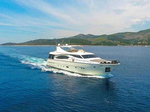 MISS KATARIINA - Ferretti 880 - 4 Cabins - Split - Dubrovnik - Hvar - Croatia MISS KATARIINA - Ferretti 880 - 4 Cabins - Split - Dubrovnik - Hvar - Croatia