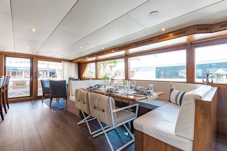 Charter Yacht A PLACE IN THE SUN - Broward 100 - 5 Cabins - Nassau - Exumas - Bahamas