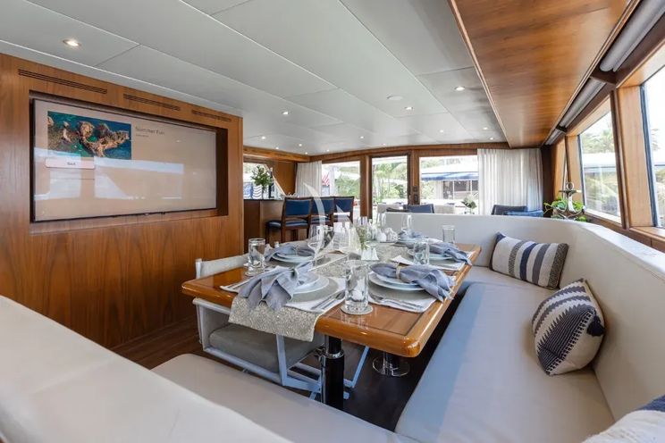 Charter Yacht A PLACE IN THE SUN - Broward 100 - 5 Cabins - Nassau - Exumas - Bahamas