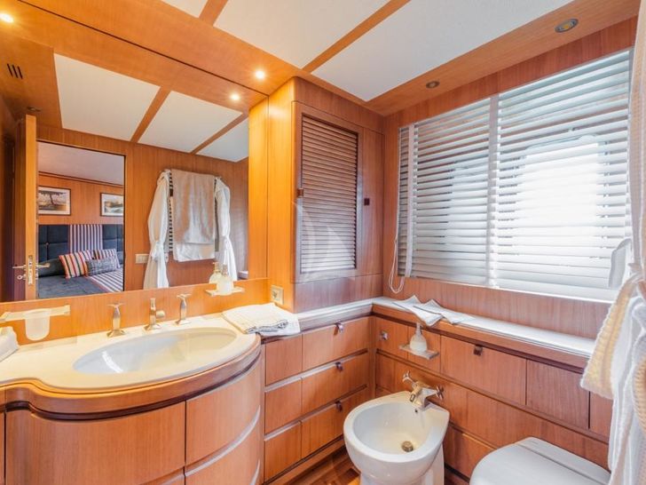 A TOO Yacht Double Bathroom