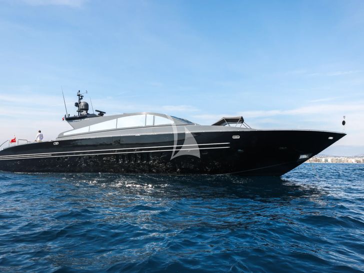 A4 Leopard Arno 27 - anchored A4 Leopard Arno 27 - anchored