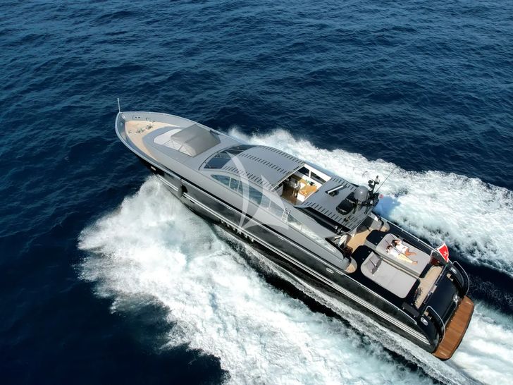 A4 Leopard Arno 27 - cruising A4 Leopard Arno 27 - cruising