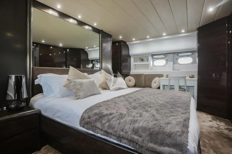 Charter Yacht A4 - Leopard Arno 27 - 4 Cabins - Cannes - Nice - Antibes - St Tropez - French Riviera - Monaco