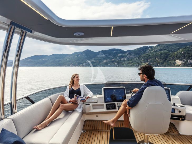 A4A Absolute Navetta 68 guests on the flybridge A4A Absolute Navetta 68 guests on the flybridge