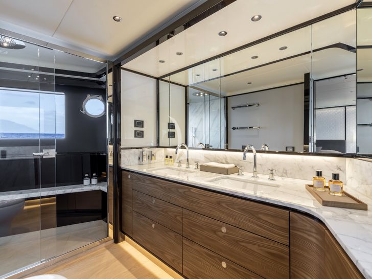 A4A Absolute Navetta 68 master cabin bathroom A4A Absolute Navetta 68 master cabin bathroom