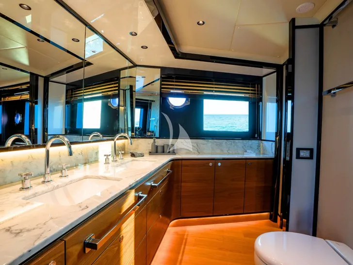A4A Absolute Navetta 68 - master cabin bathroom A4A Absolute Navetta 68 - master cabin bathroom