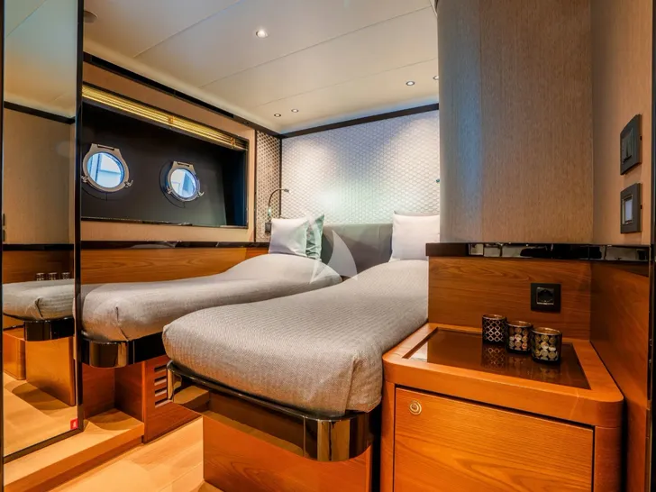 A4A Absolute Navetta 68 - twin cabin A4A Absolute Navetta 68 - twin cabin