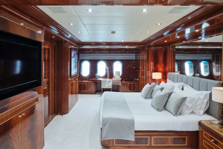 Charter Yacht ABILITY - Codecasa 41S - 5 Cabins - Athens - Mykonos - Paros - Cyclades - Greece