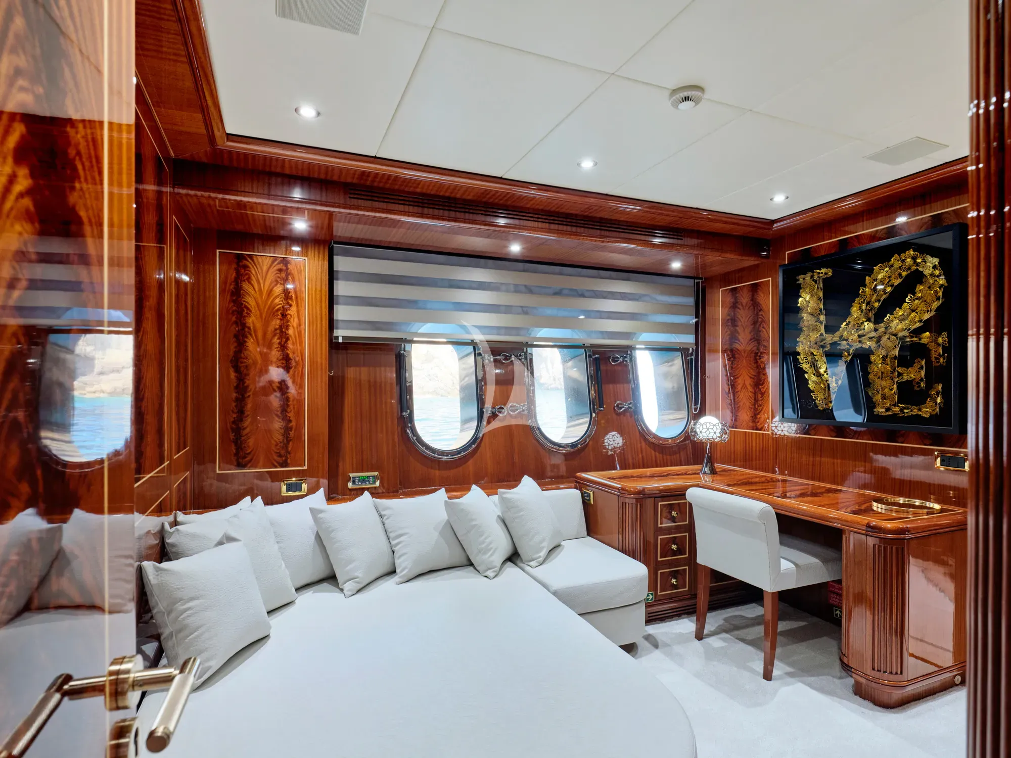 Charter Yacht ABILITY - Codecasa 41S - 5 Cabins - Athens - Mykonos - Paros - Cyclades - Greece