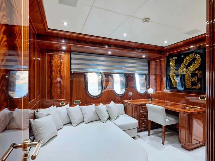 ABILITY Codecasa 41S - office convertible to a double cabin ABILITY Codecasa 41S - office convertible to a double cabin