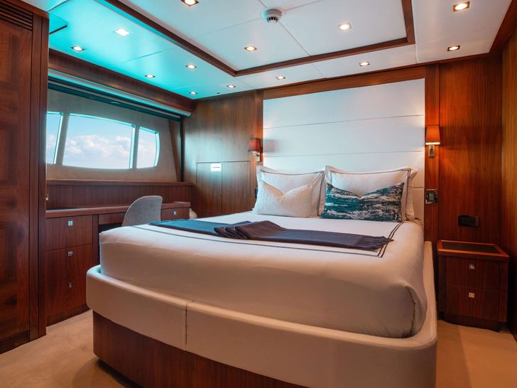 ABOUT TIME Sunseeker Cabin 2