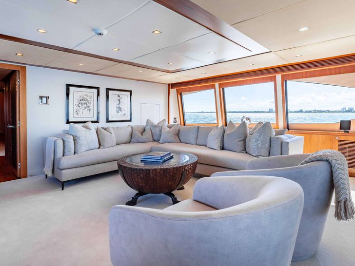 ABOUT TIME Sunseeker Skylounge ABOUT TIME Sunseeker Skylounge