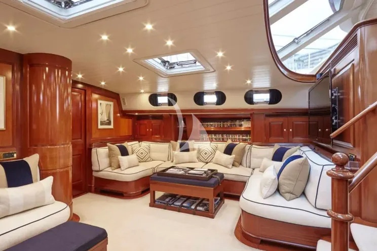 Charter Yacht ABUNDANCE - Alloy 104 - 3 Cabins - Panarea - Moorea - Tahiti - French Polynesia