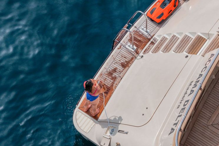 Charter Yacht ACCAMA DELTA - Azimut 30m - 4 Cabins - Cannes - St Tropez - Nice - Antibes - Monaco - French Riviera