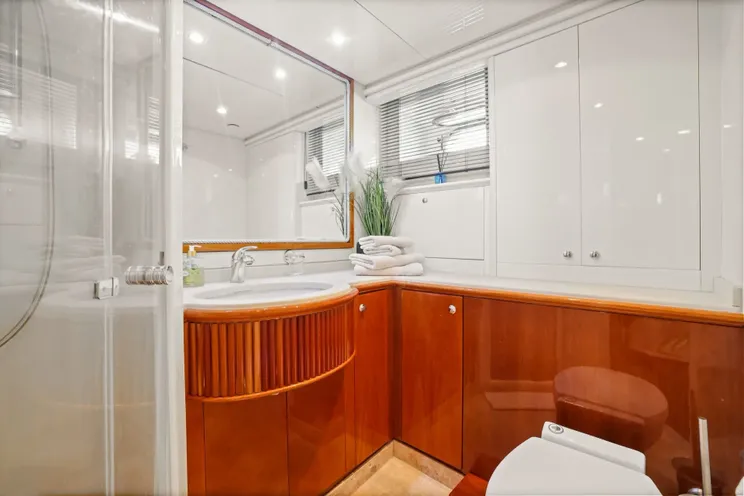 Charter Yacht ACCAMA DELTA - Azimut 100 Jumbo - Cannes - St Tropez - The French Riviera Day Charter Yacht