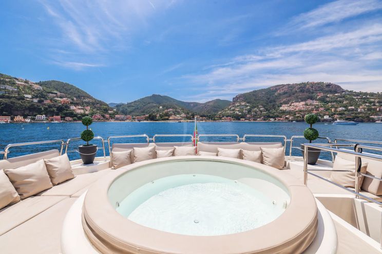 Charter Yacht ACCAMA DELTA - Azimut 100 Jumbo - Cannes - St Tropez - The French Riviera Day Charter Yacht
