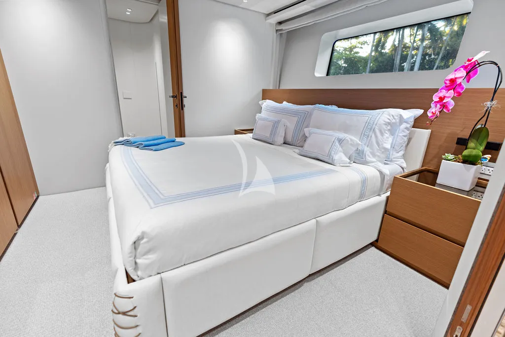 ACE Sanlorenzo SD96 - VIP cabin 3