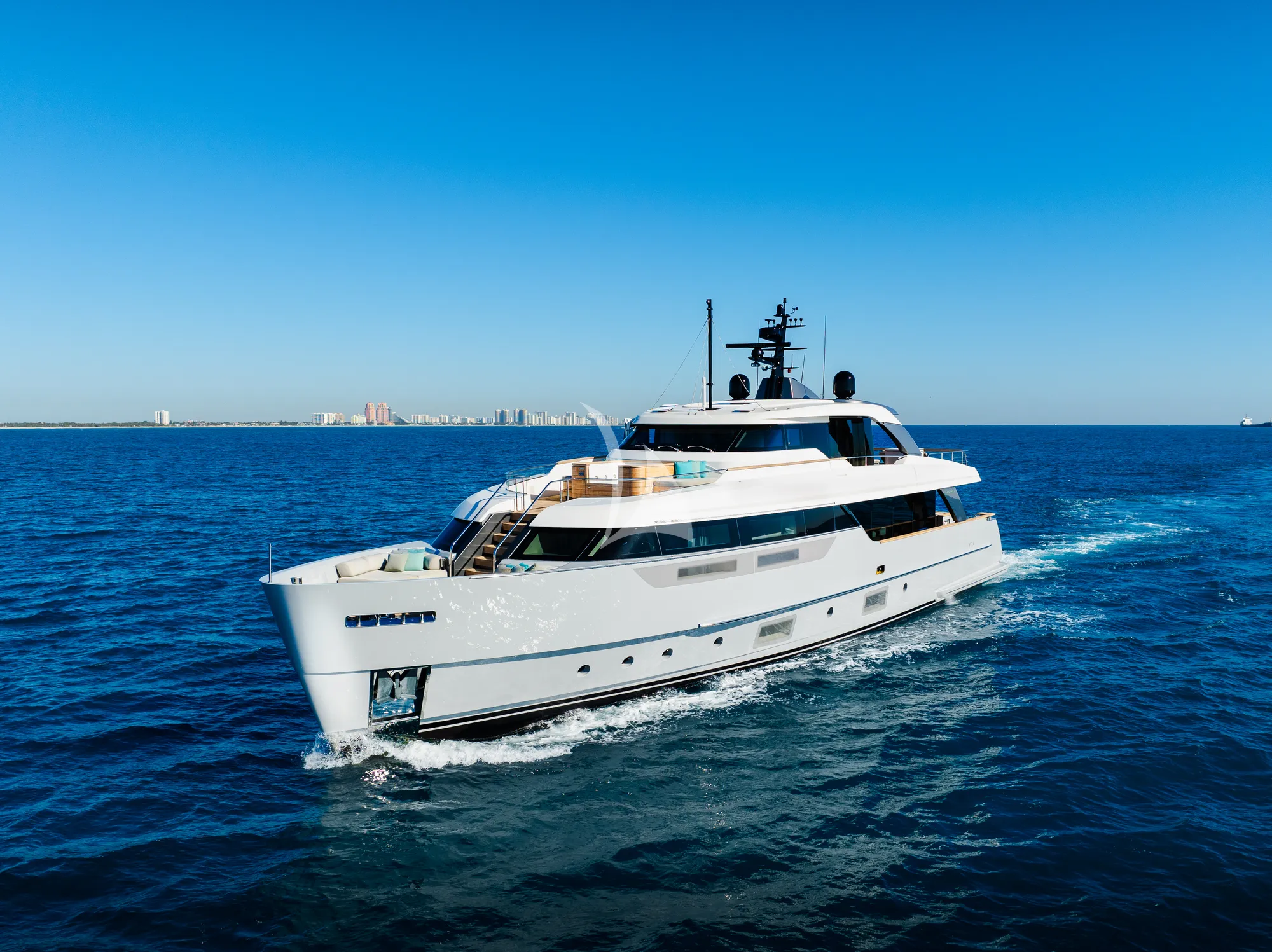 ACE Sanlorenzo SD96 - profile