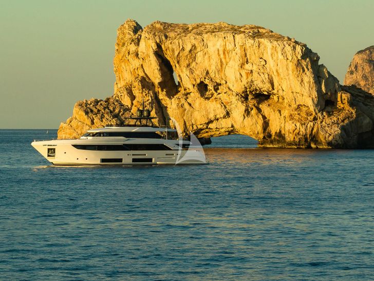 ACQUA Ferretti Custom Line Navetta 33 - anchored ACQUA Ferretti Custom Line Navetta 33 - anchored