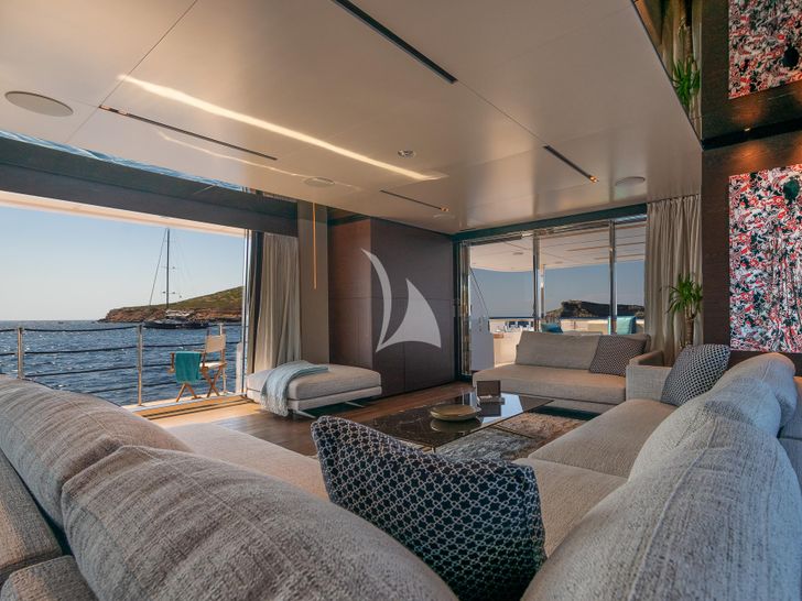 ACQUA Ferretti Custom Line Navetta 33 - main saloon seating ACQUA Ferretti Custom Line Navetta 33 - main saloon seating