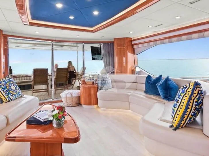 ACQUA ALBERTI Salon ACQUA ALBERTI Salon