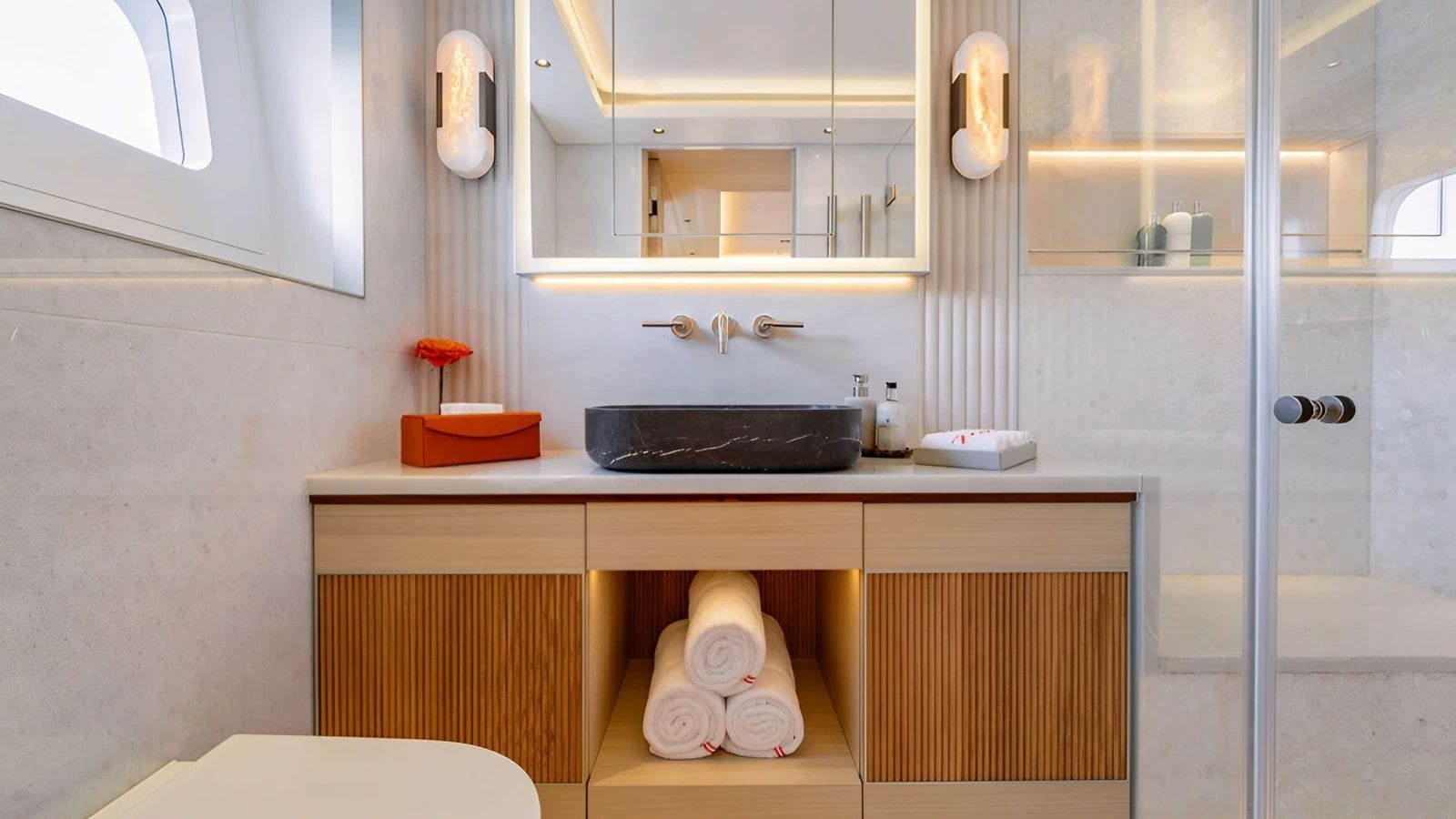 AD ASTRA Moonen 122 Martinique - VIP cabin 2 bathroom