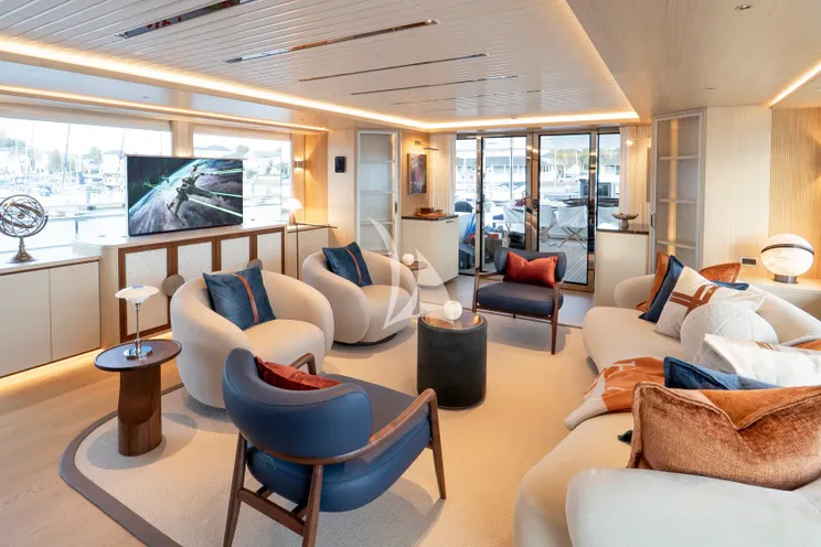 Charter Yacht ADASTRA - Moonen 122 Martinique - 5 Cabins - Nassau - Exumas - Bahamas