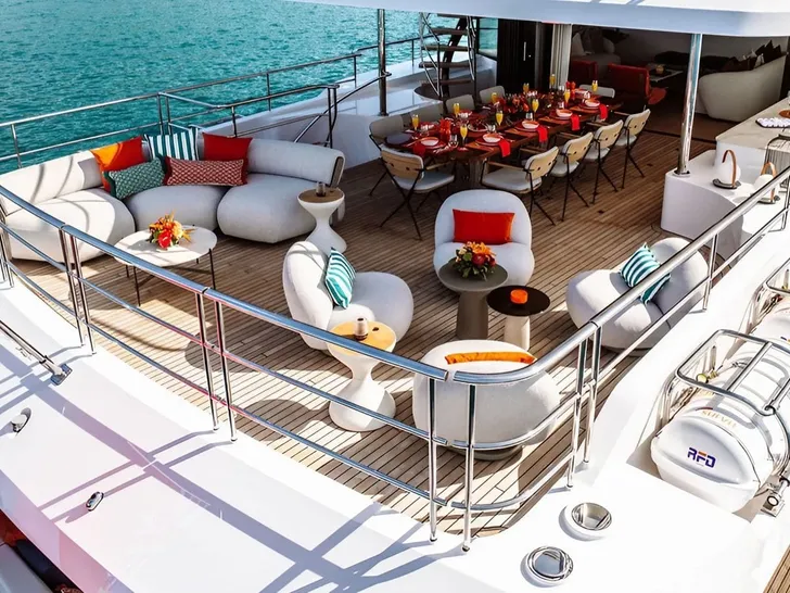 AD ASTRA Moonen 122 Martinique - sky deck aft AD ASTRA Moonen 122 Martinique - sky deck aft