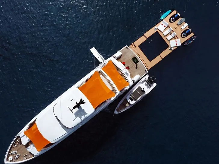 AD ASTRA Moonen 122 Martinique - top aerial shot AD ASTRA Moonen 122 Martinique - top aerial shot