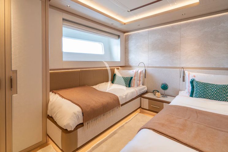 Charter Yacht ADASTRA - Moonen 122 Martinique - 5 Cabins - Nassau - Exumas - Bahamas