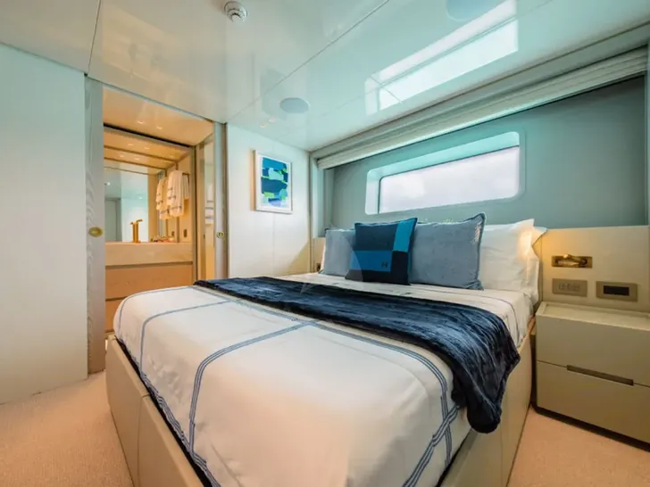 ADIOS Sanlorenzo SD96 - VIP cabin 1 ADIOS Sanlorenzo SD96 - VIP cabin 1