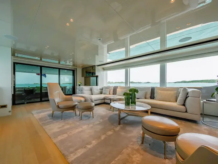 ADIOS Sanlorenzo SD96 - main saloon lounge ADIOS Sanlorenzo SD96 - main saloon lounge