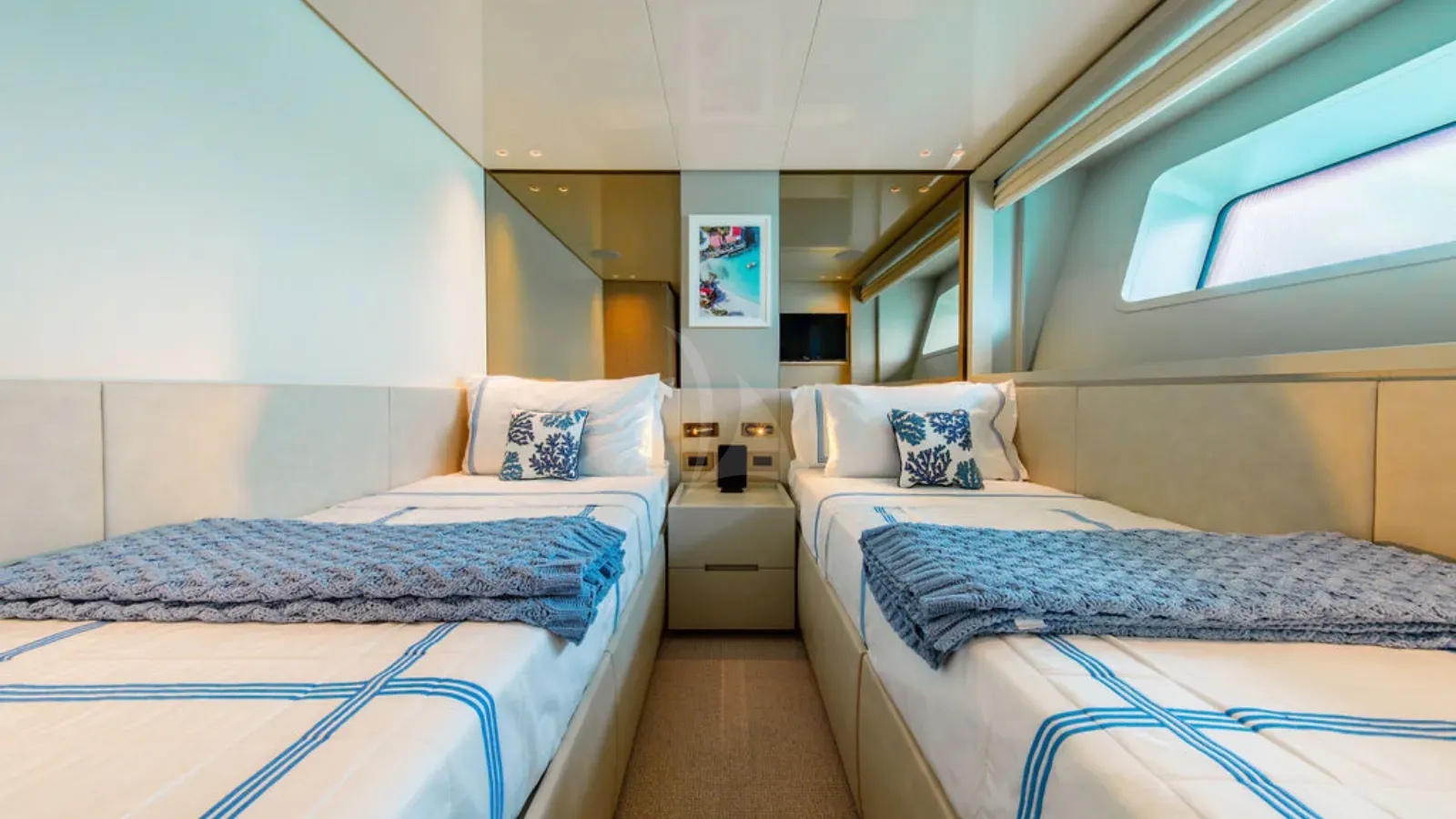 ADIOS Sanlorenzo SD96 - twin cabin 2