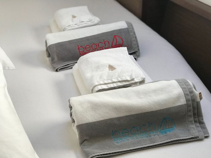 ADRIATIC CHEETAH Lagoon 450F - beddings and towels ADRIATIC CHEETAH Lagoon 450F - beddings and towels