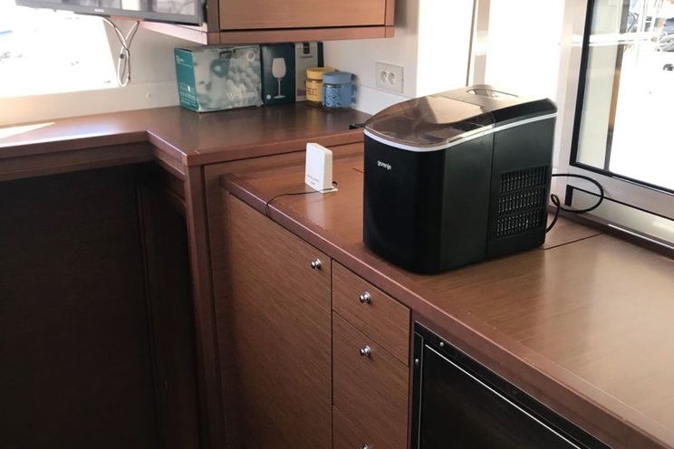 Charter Yacht ADRIATIC CHEETAH - Lagoon 450F - 4 Cabins - Split - Dubrovnik - Hvar - Croatia