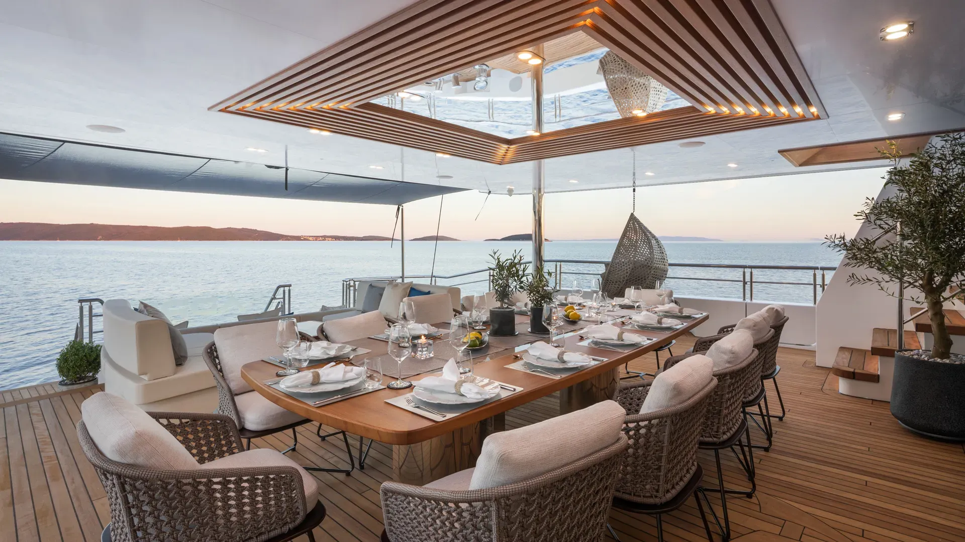 ADRI Radez 45m - main aft deck alfresco dining area
