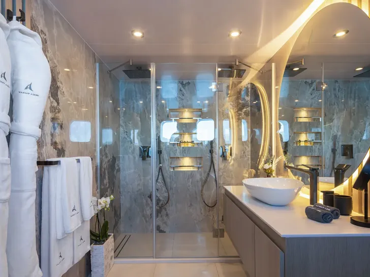 ADRI Radez 45m - master cabin 2 bathroom ADRI Radez 45m - master cabin 2 bathroom