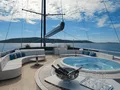 ADRI Radez 45m - sundeck jacuzzi and sunbathing lounge ADRI Radez 45m - sundeck jacuzzi and sunbathing lounge