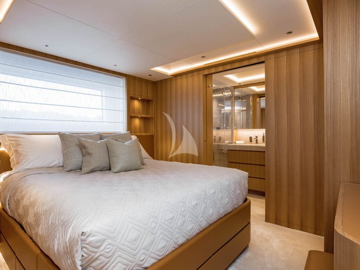 ADVA Benetti Mediterraneo 116 - VIP cabin 1 ADVA Benetti Mediterraneo 116 - VIP cabin 1