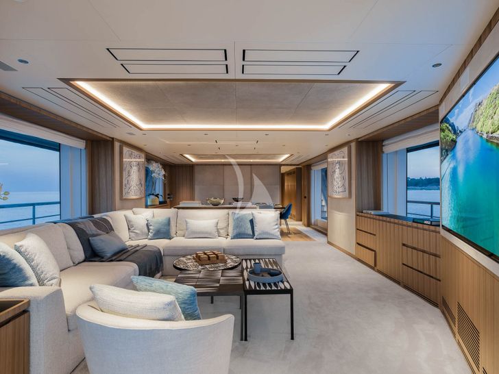 ADVA Benetti Mediterraneo 116 - main saloon ADVA Benetti Mediterraneo 116 - main saloon