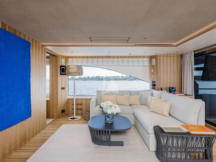 ADVA Benetti Mediterraneo 116 - sky lounge ADVA Benetti Mediterraneo 116 - sky lounge