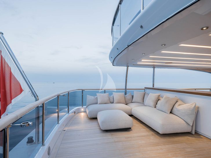 ADVA Benetti Mediterraneo 116 - upper deck alfresco lounge ADVA Benetti Mediterraneo 116 - upper deck alfresco lounge