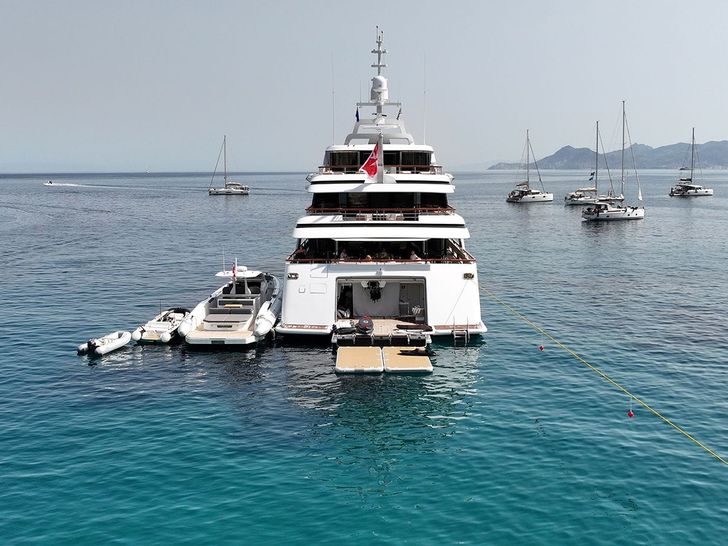 AELIA Benetti 56m - aft shot AELIA Benetti 56m - aft shot