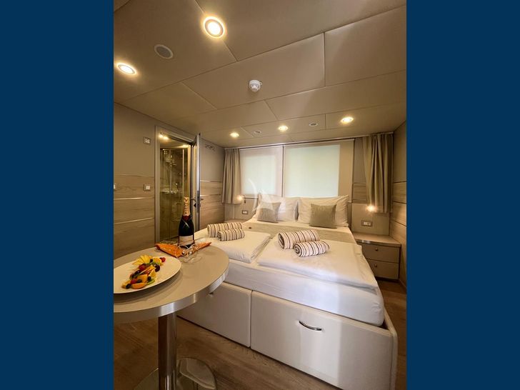 AETERNA Radez Custom Yacht 53m VIP cabin 4