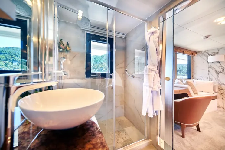 Charter Yacht AETERNA - Radez Custom Yacht 53m - 10 Cabins - Split - Dubrovnik - Hvar - Croatia