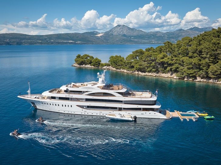 AETERNA Radez Custom Yacht 53m - water activities AETERNA Radez Custom Yacht 53m - water activities