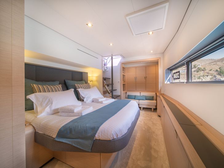 AETHER Fountaine Pajot Alegria 67 - master cabin AETHER Fountaine Pajot Alegria 67 - master cabin