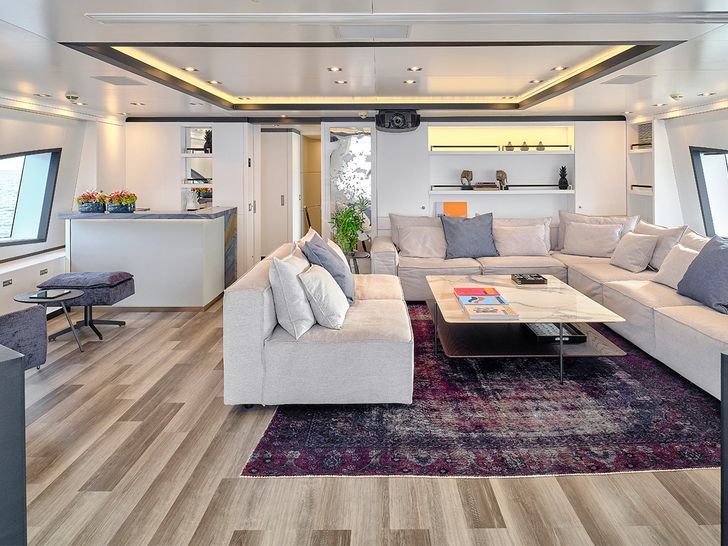 AFRICA Benetti 47m Wide AFRICA Benetti 47m Wide